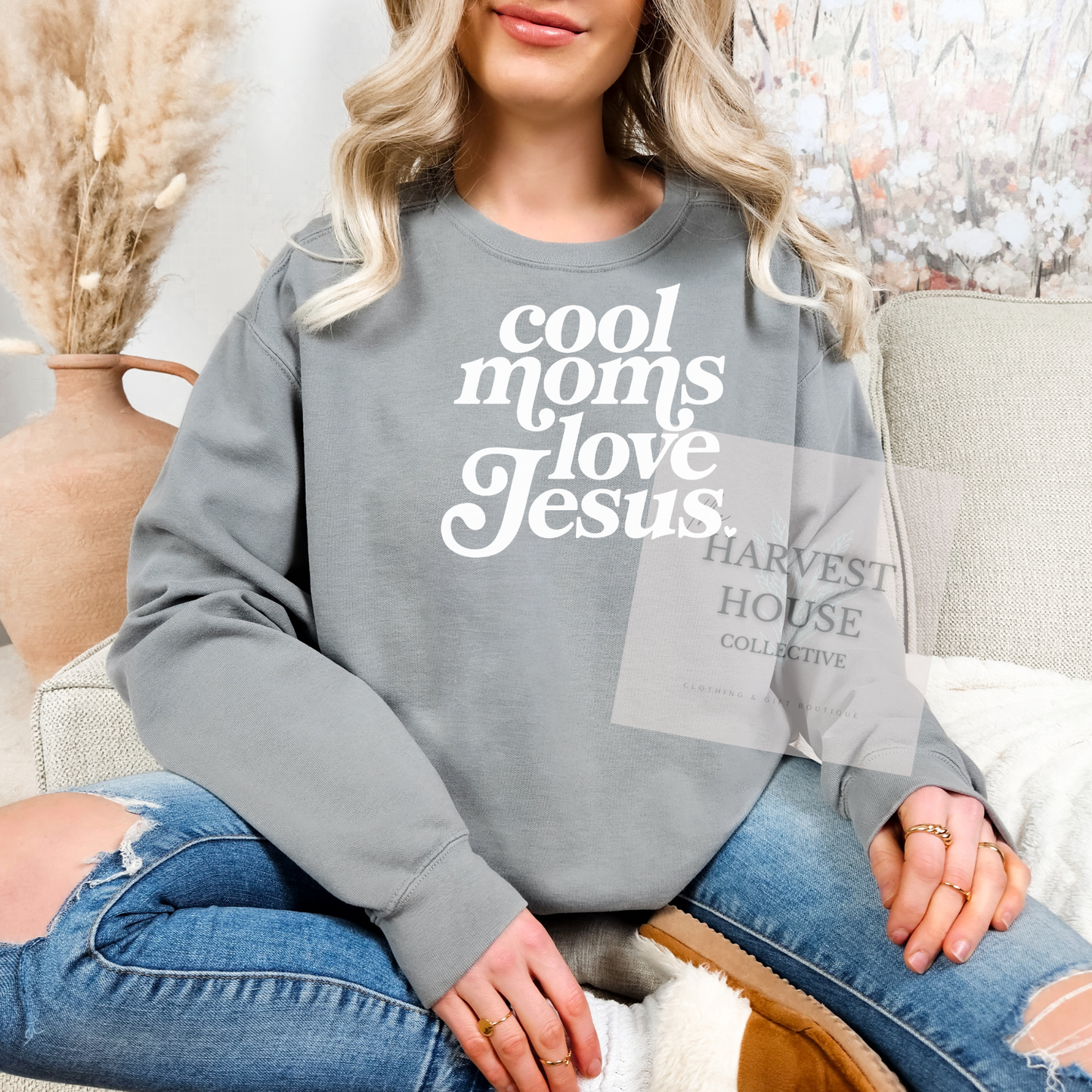 Cool Moms Love Jesus Comfort Color Crewneck