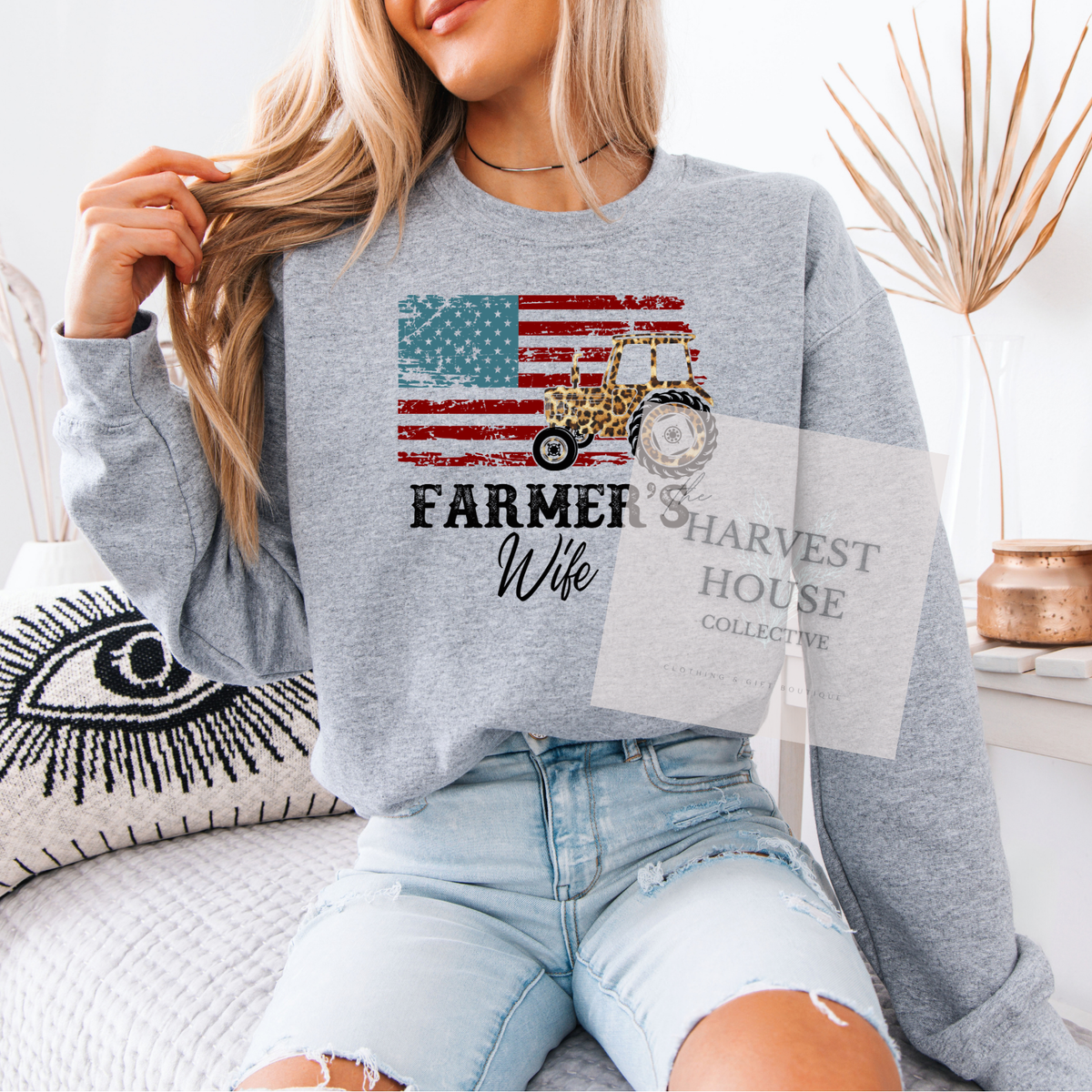 Farmer's Wife Crewneck & Hoodie